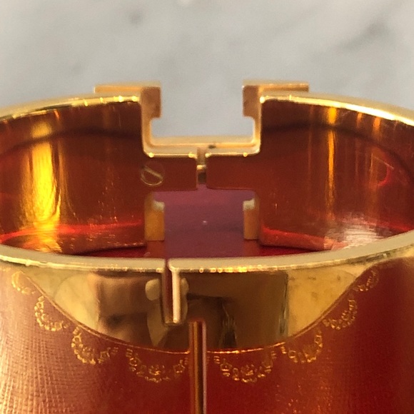 🧡SOLD🧡Hermes Clic Clac H Bracelet PM Wide Black - Picture 6 of 9